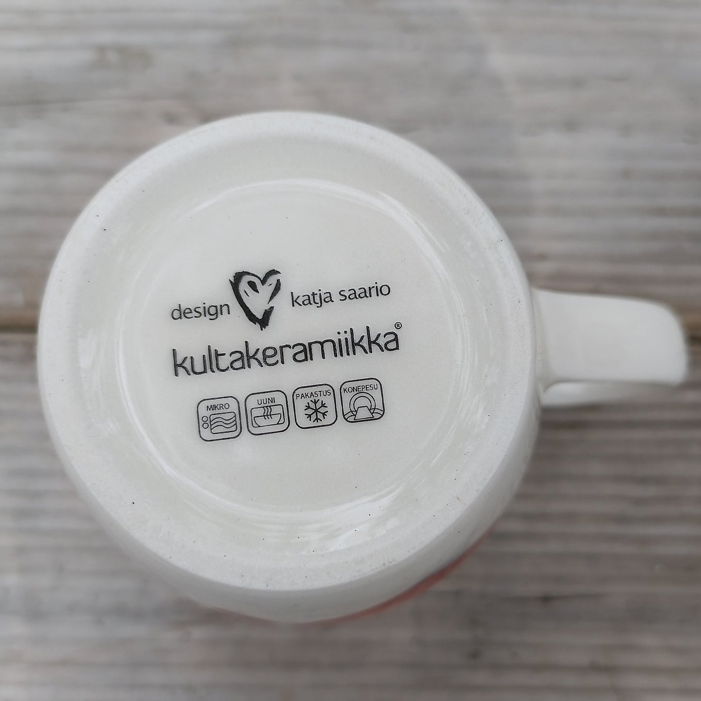 Kultakeramiikka mansikka muki