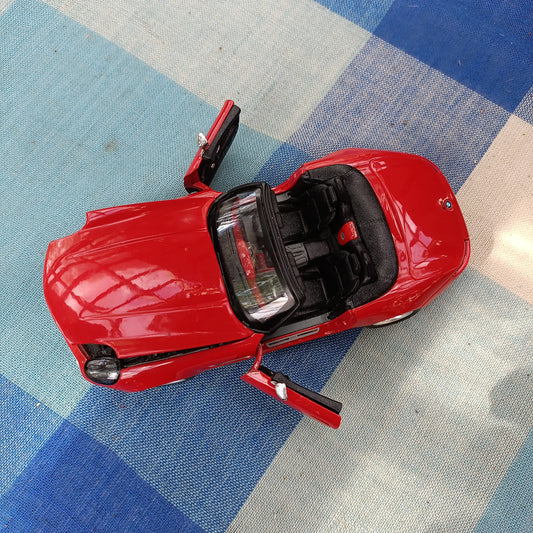 Bburago BMW Z8 1/24