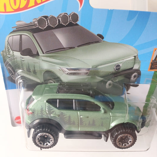 Hot Wheels Volvo XC40 Recharge *