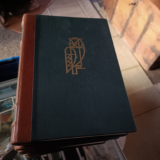 Suuri tietokirja - Joka kodin tietolukemisto