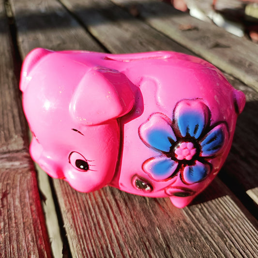 Vanha pinkki japanilainen säästöpossu