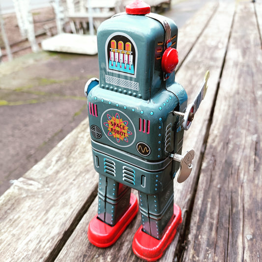 Robotti - Vedettävä peltilelu *