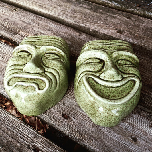 Vihreät seinäruukut - Kahdet kasvot - Ilo ja suru