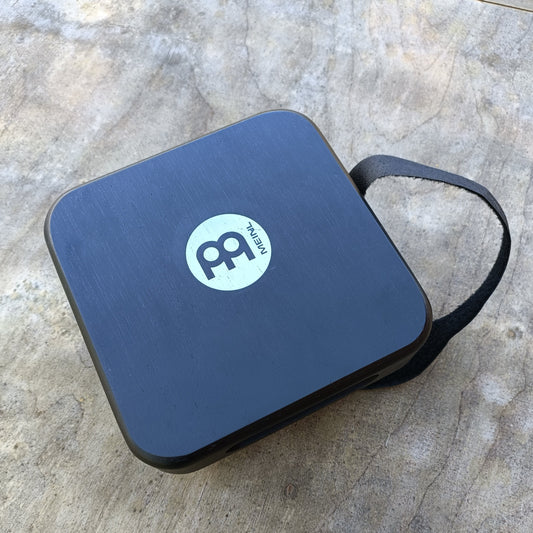 Meinl KP-ST-BK reiteen kiinnitettävä perkussiopädi *