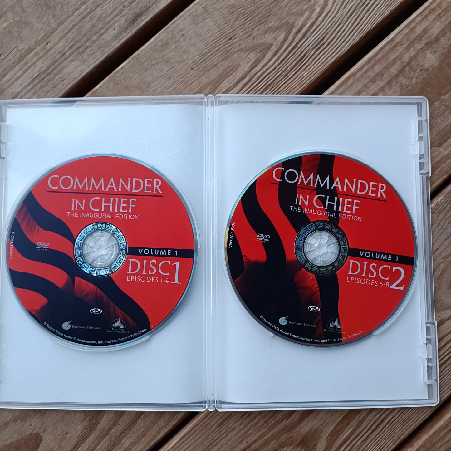 Rouva Presidentti - 1. tuotantokausi - 5 DVD