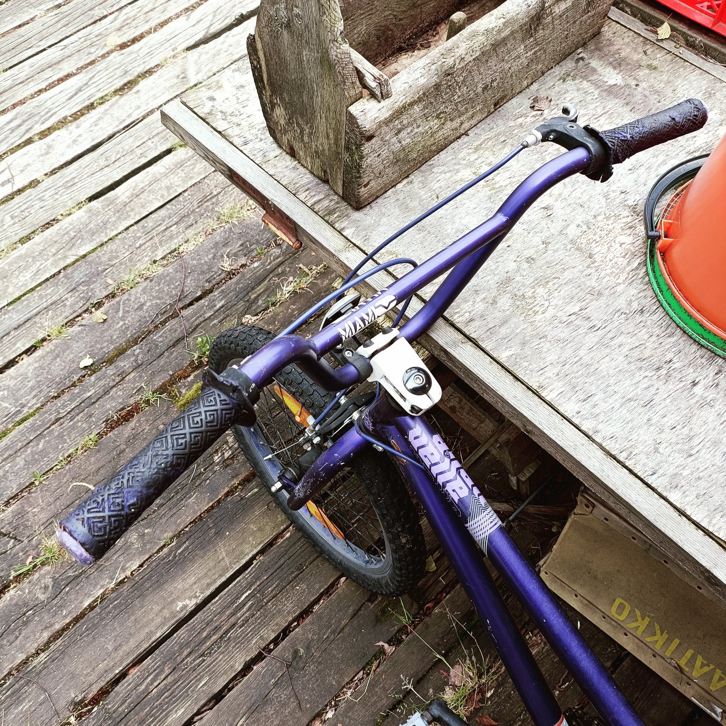 Temppupyörä 20" *