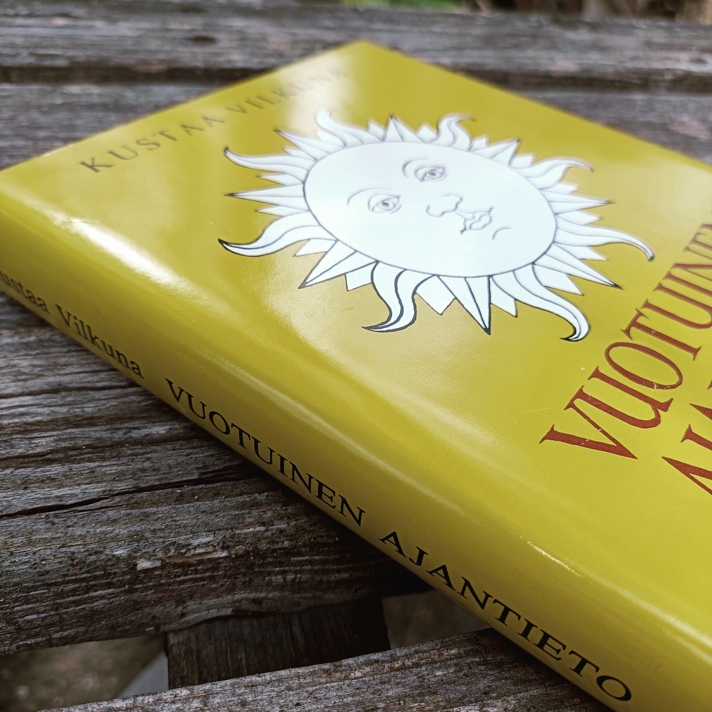 Vuotuinen ajantieto - Kustaa Vilkuna