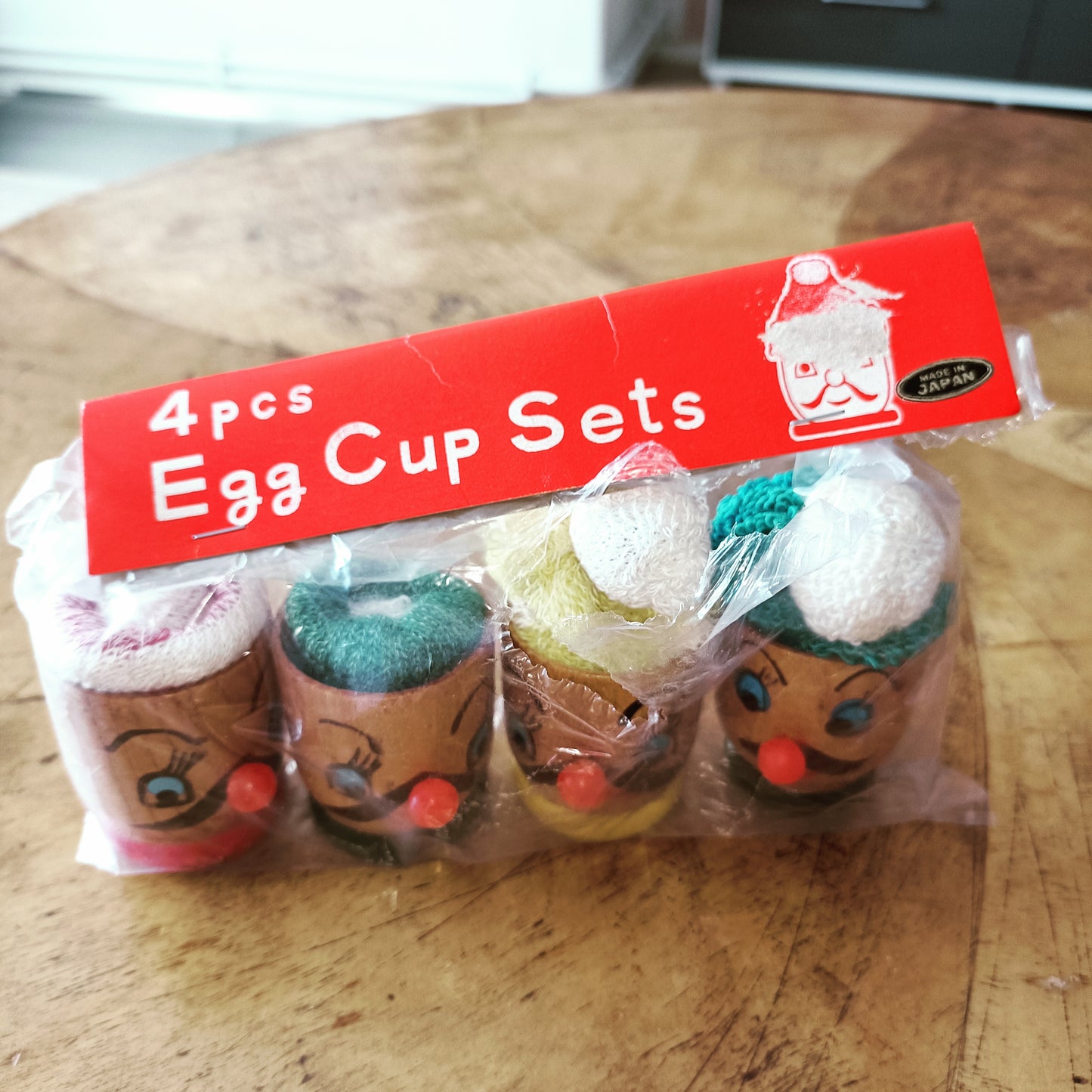Japanilaiset puiset munakupit