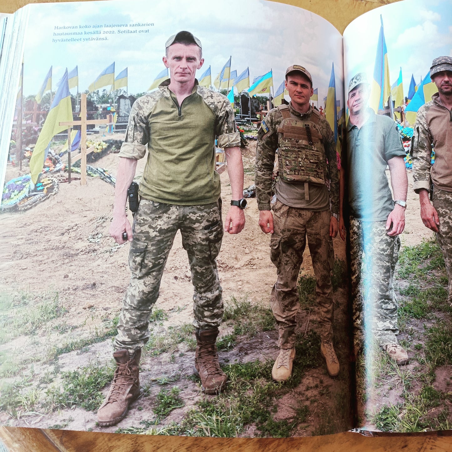 Täällä Rauli Virtanen - Kohtaamisia Vietnamista Ukrainaan
