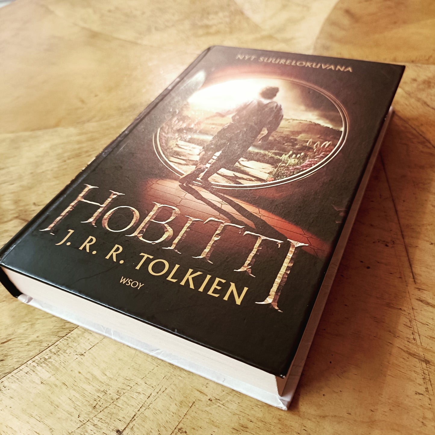 Hobitti - J. R. R. Tolkien