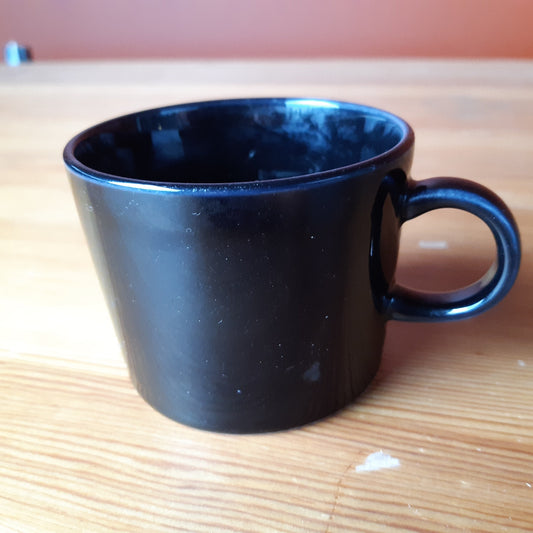 arabia kilta musta kahvikuppi