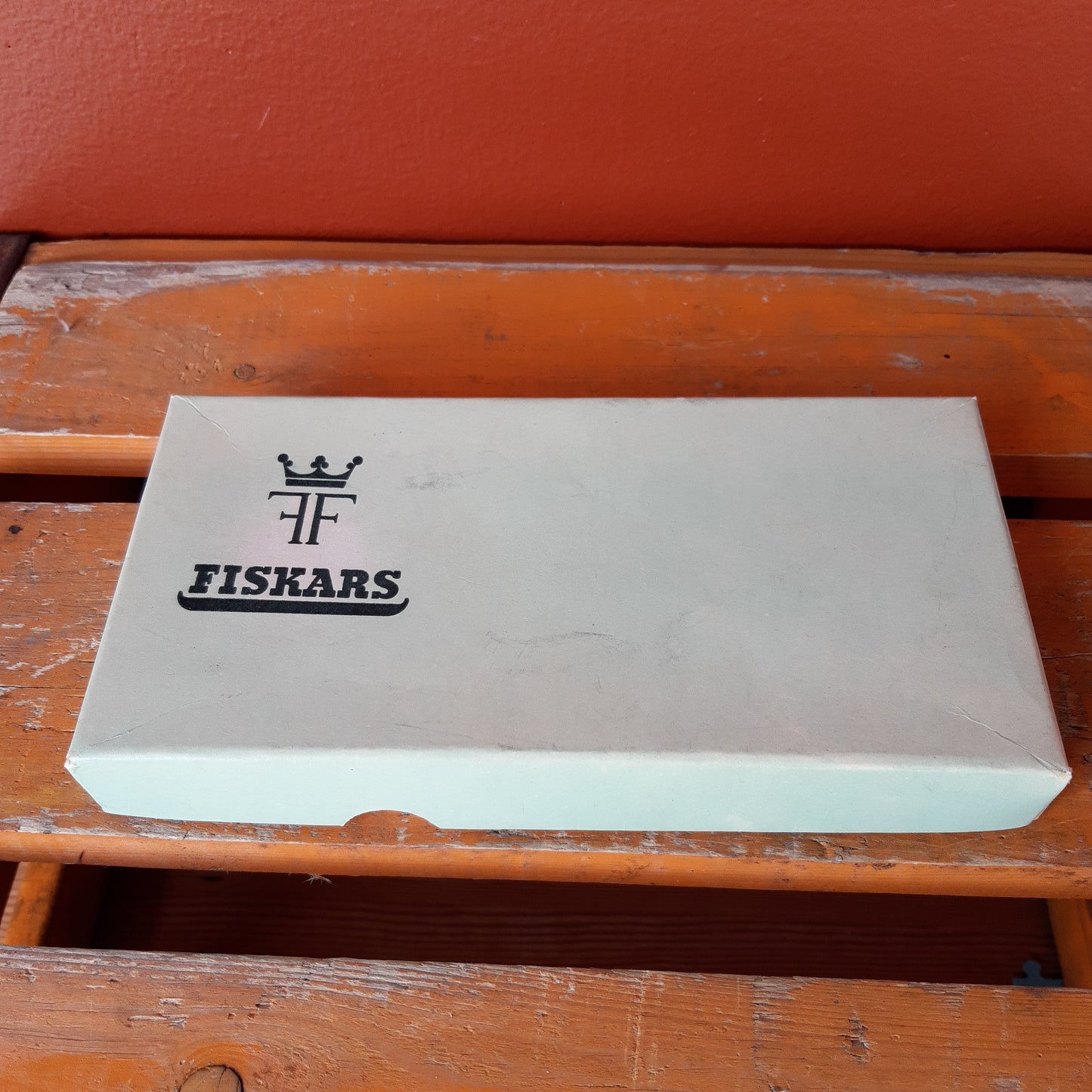 fiskars pahvinen aterinlaatikko (tyhjä)