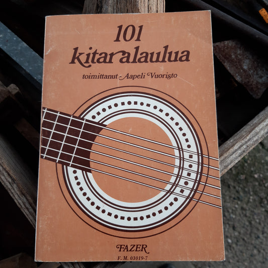 101 kitaralaulua