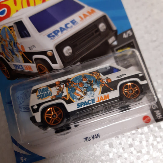 Hot Wheels 70s Van Space Jam 1/64