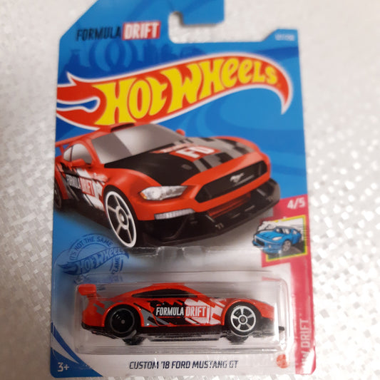 Hot Wheels Custom '18 Ford Mustang GT 1/64
