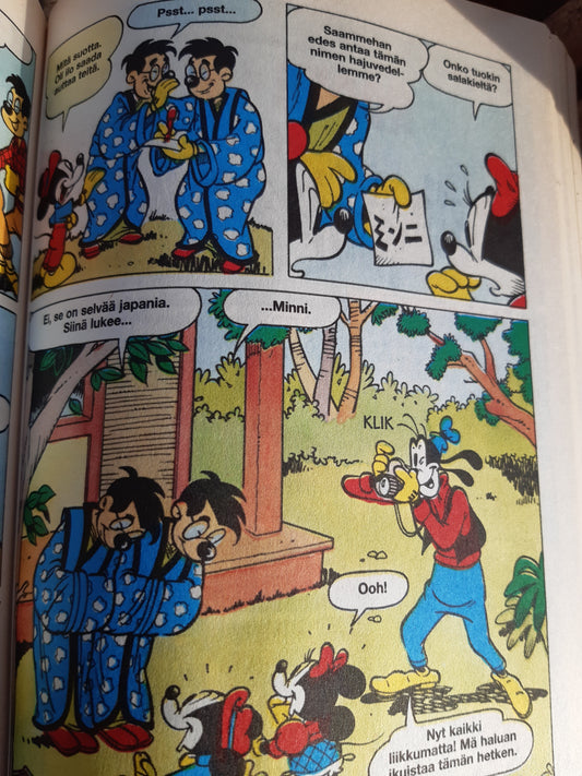 aku ankan taskukirja banzai