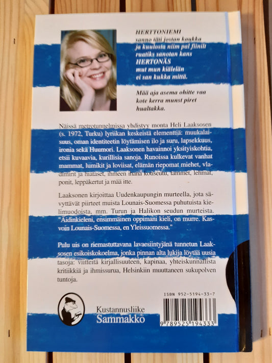 pulu uis runoja - heli laaksonen