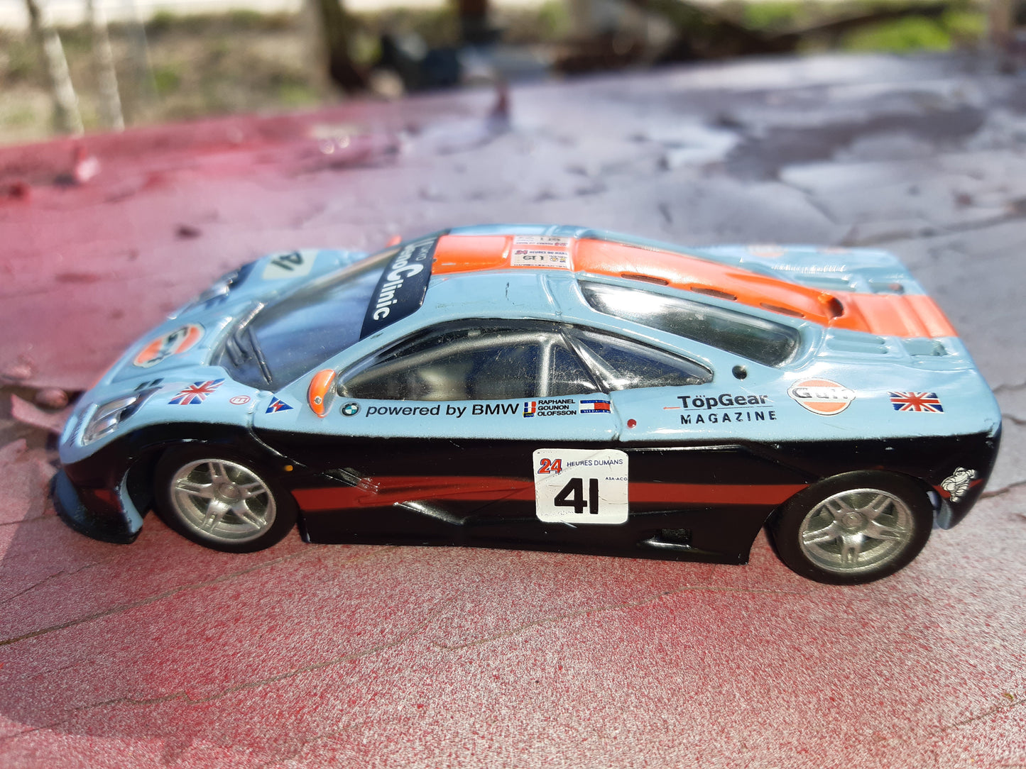 bmw gtr 1/43