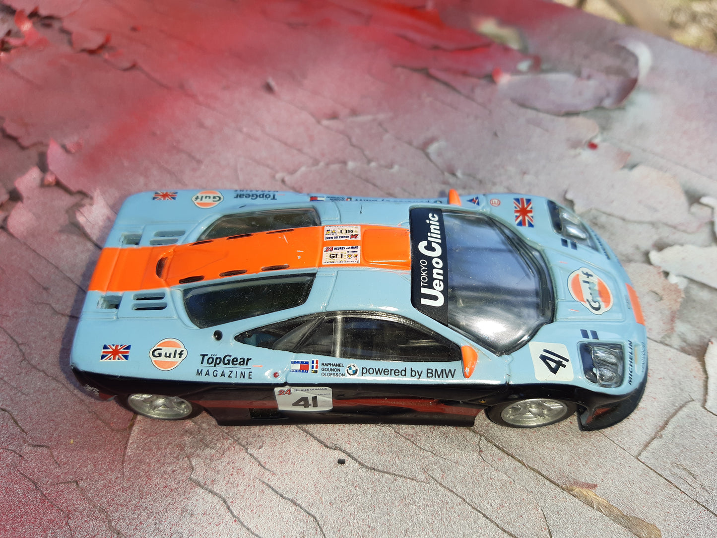 bmw gtr 1/43