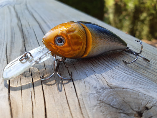 musta-kulta-hopea kelluva vaappu