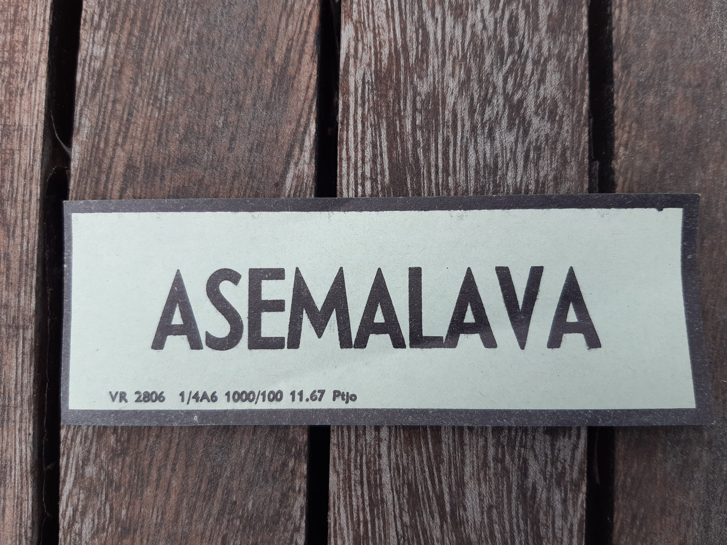 vanha vr:n etiketti - asemalava
