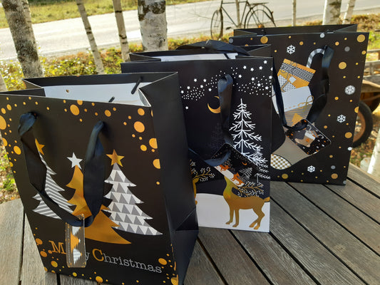 joulukassi mustakulta joulusukka 23 x 18 cm