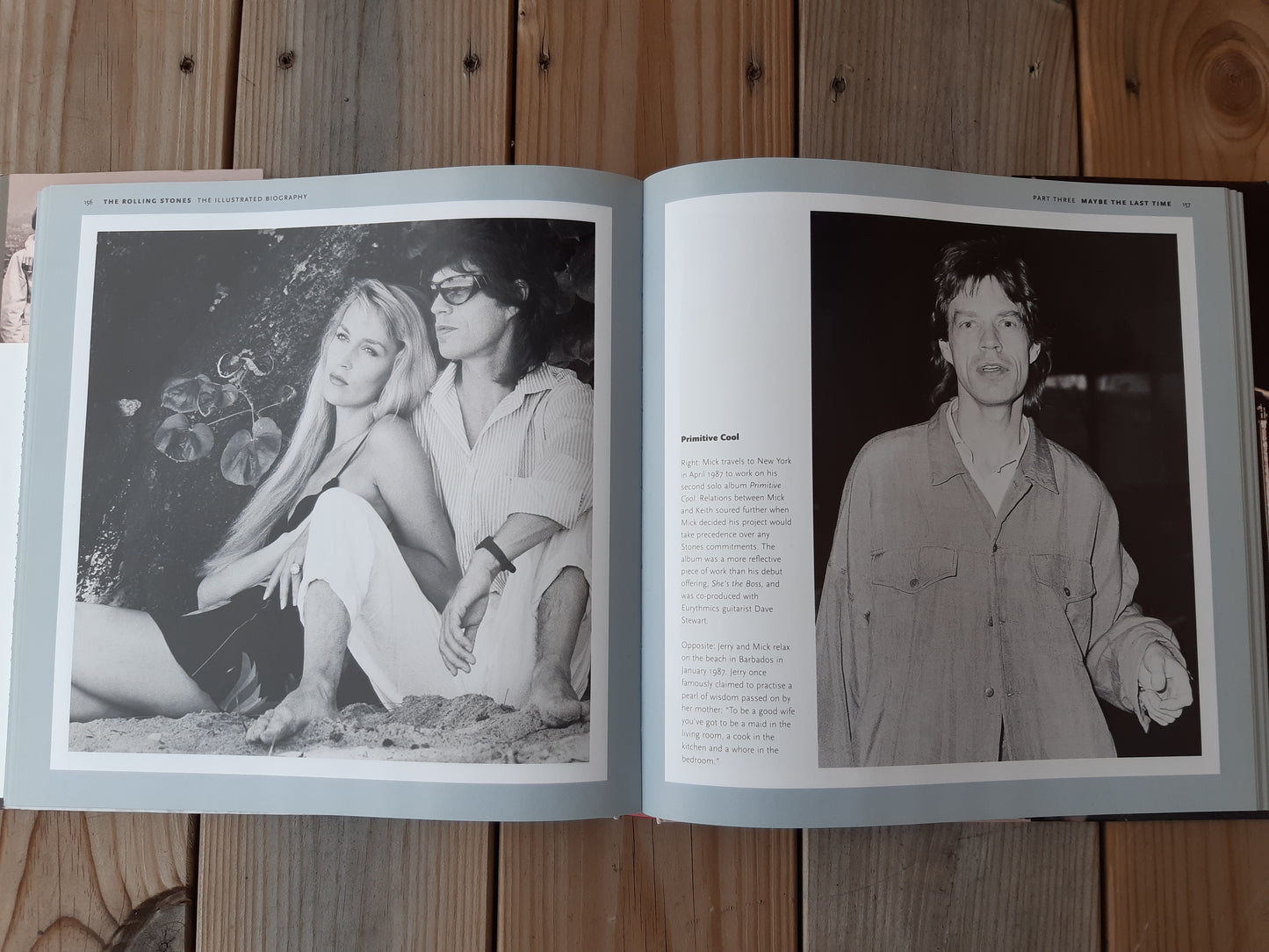 the rolling stones - the illustrated biography - kirja