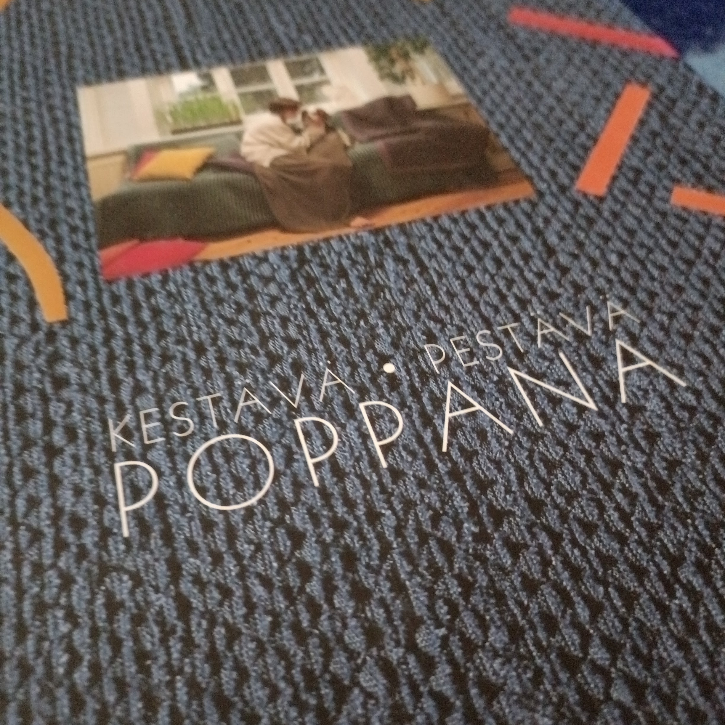 Kest v Pest v Poppana Vintage Makasiini kest-v-pest-v-poppana-vintage-makasiini