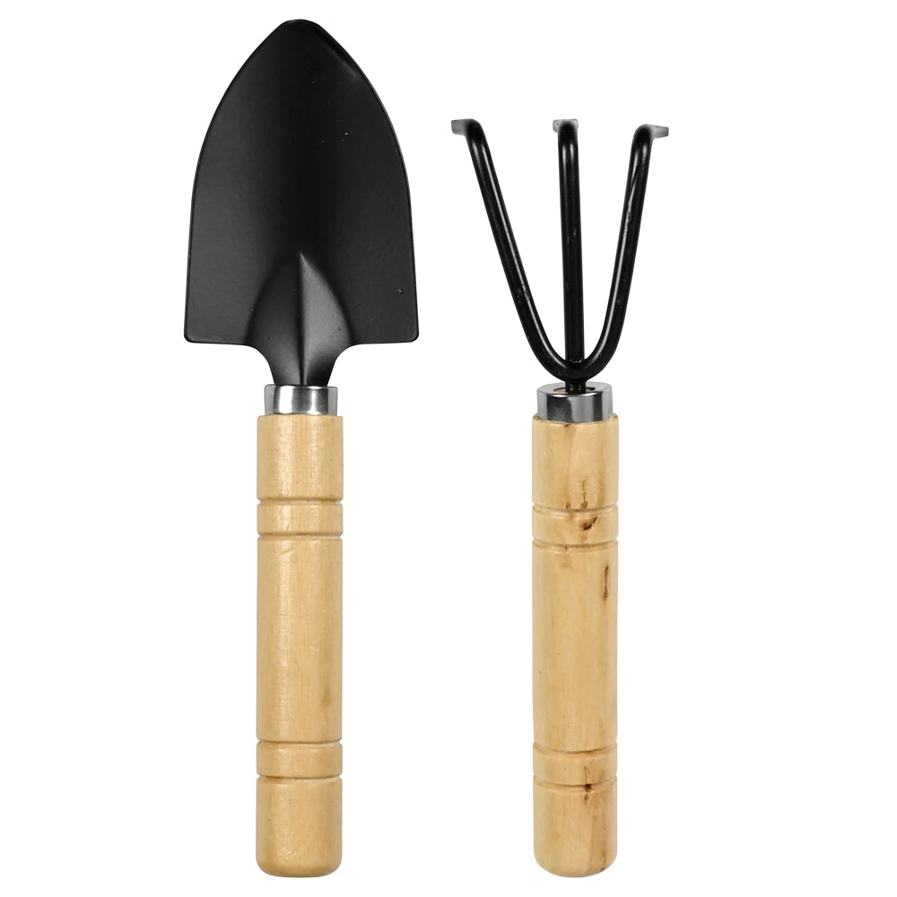 Pienet puuvartiset puutarhavälineet