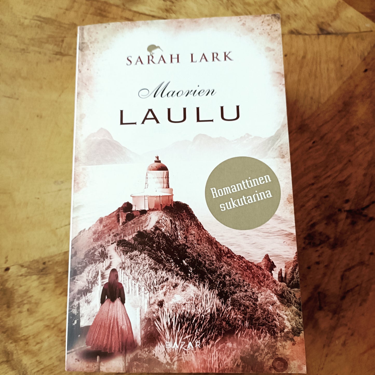 Maorien laulu - Sarah Lark