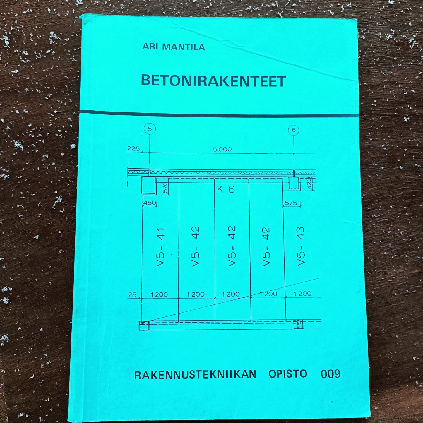 Betonirakenteet - Ari Mantila