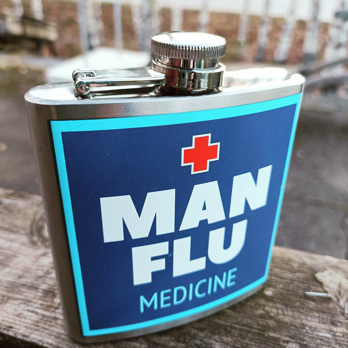 Man Flu Medicine taskumatti