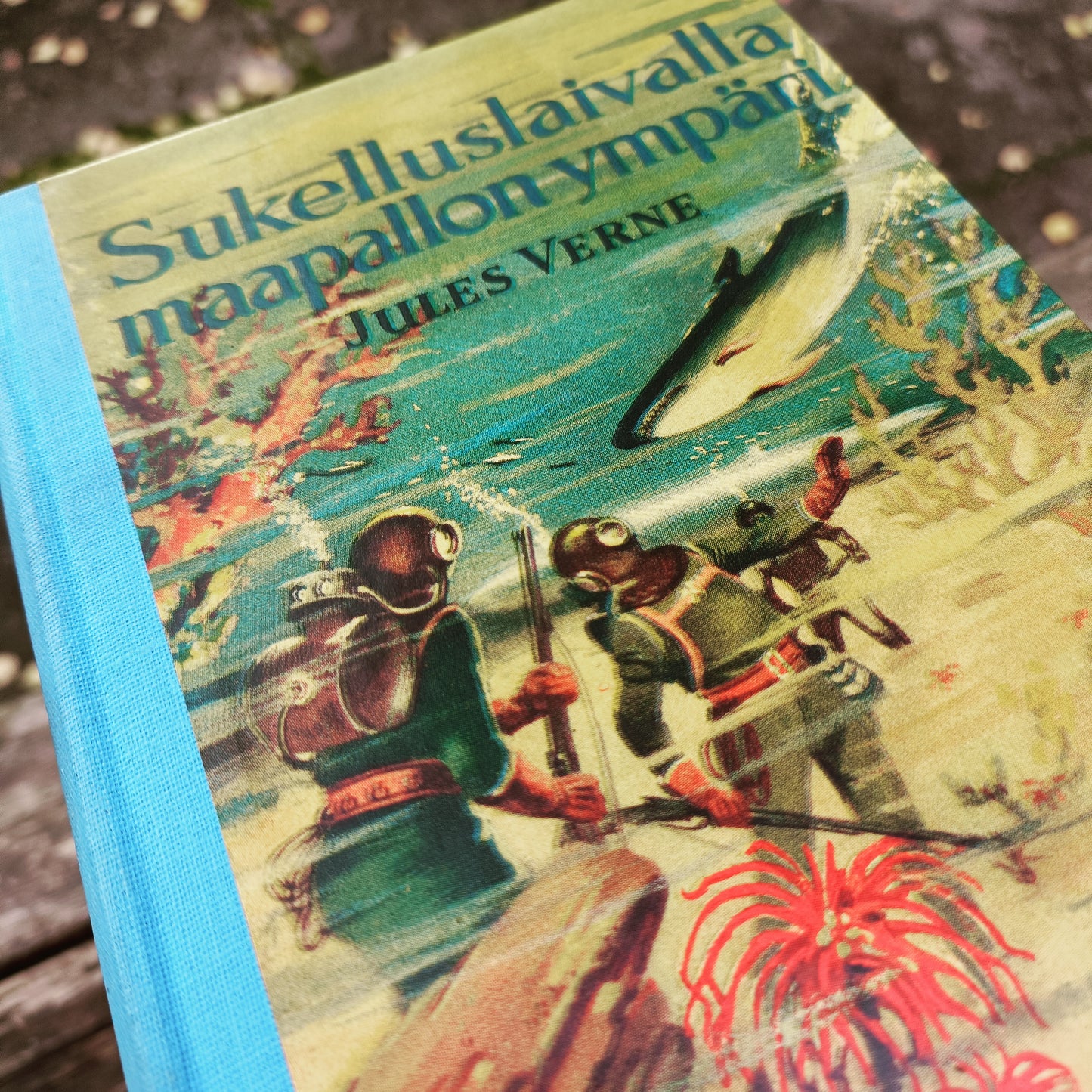 Sukelluslaivalla maapallon ympäri