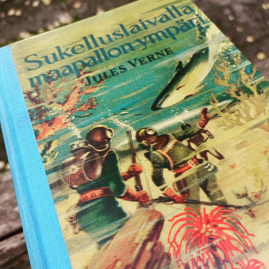 Sukelluslaivalla maapallon ympäri
