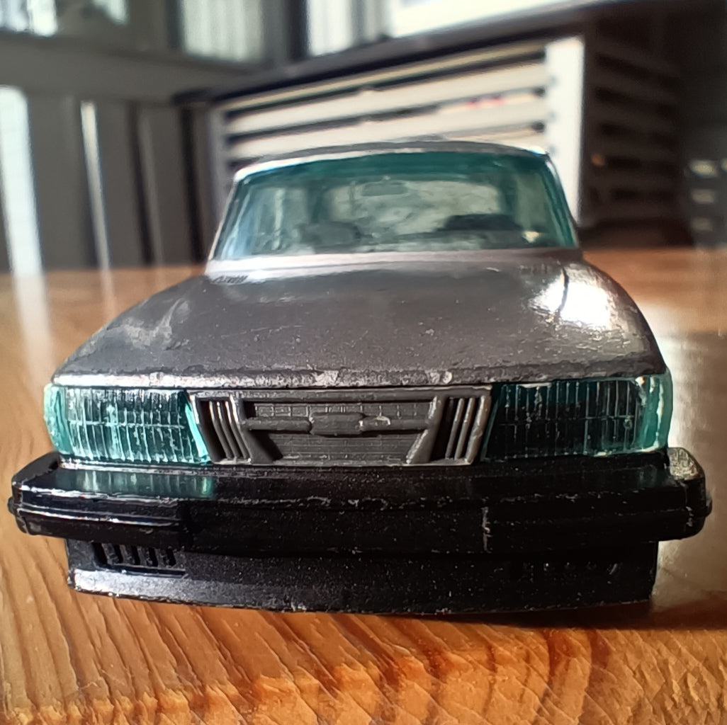 Bburago Saab 900 Turbo 1/43