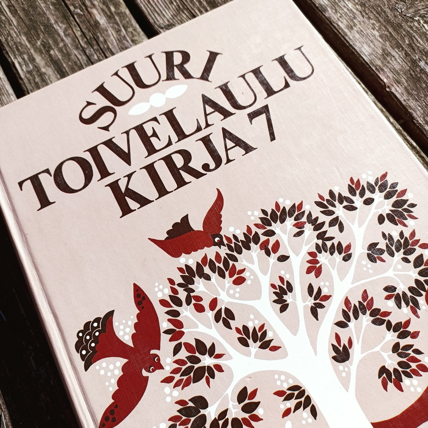 Suuri toivelaulukirja 7