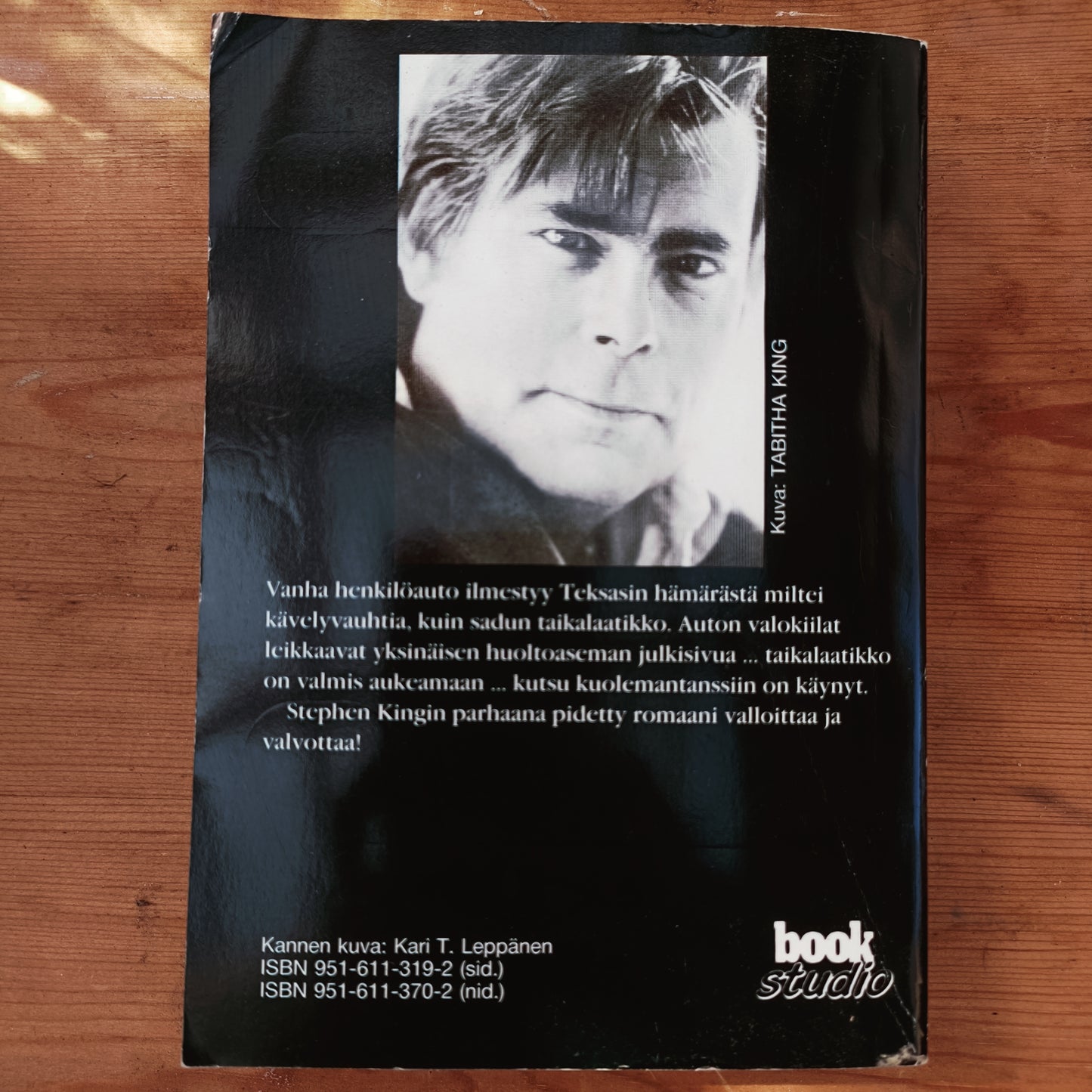 Tukikohta 1 - Stephen King *