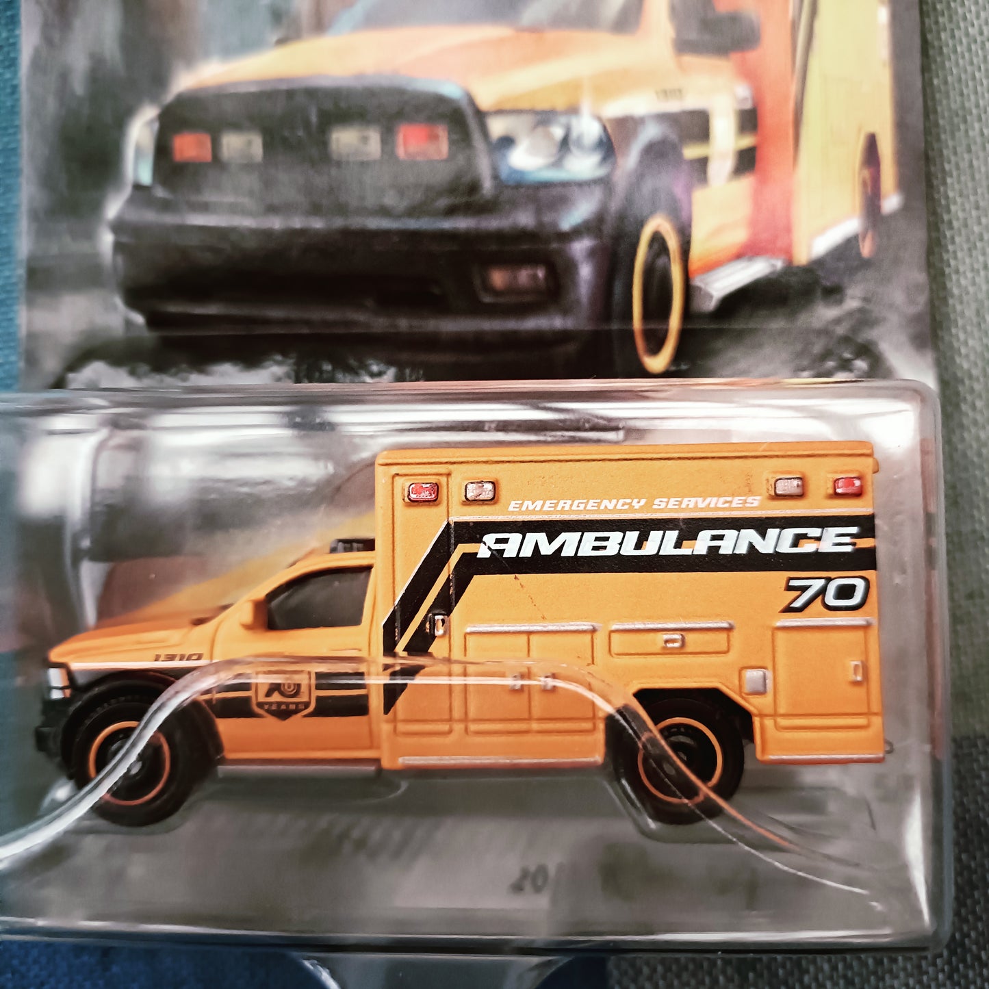 Matchbox Ram Ambulance 2019 - 70 Years - Orange - 1:64
