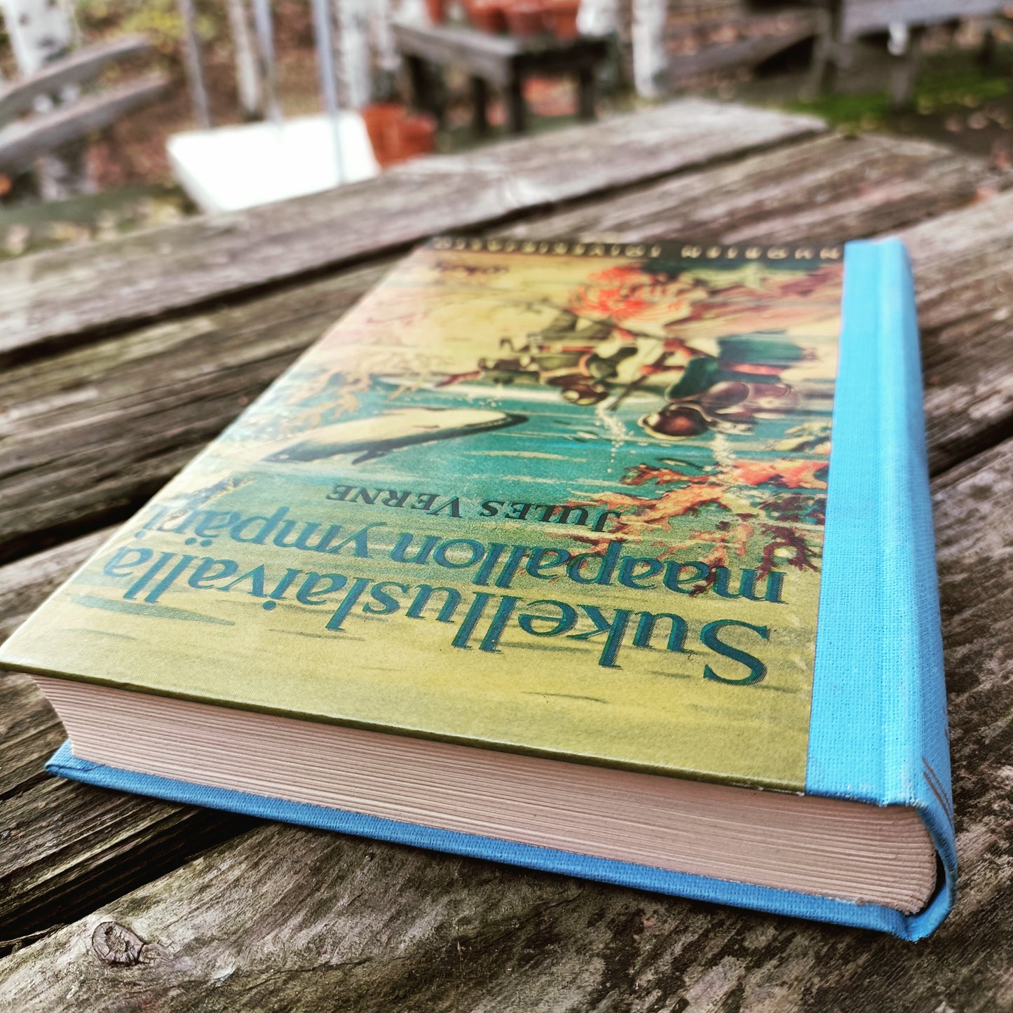 Sukelluslaivalla maapallon ympäri