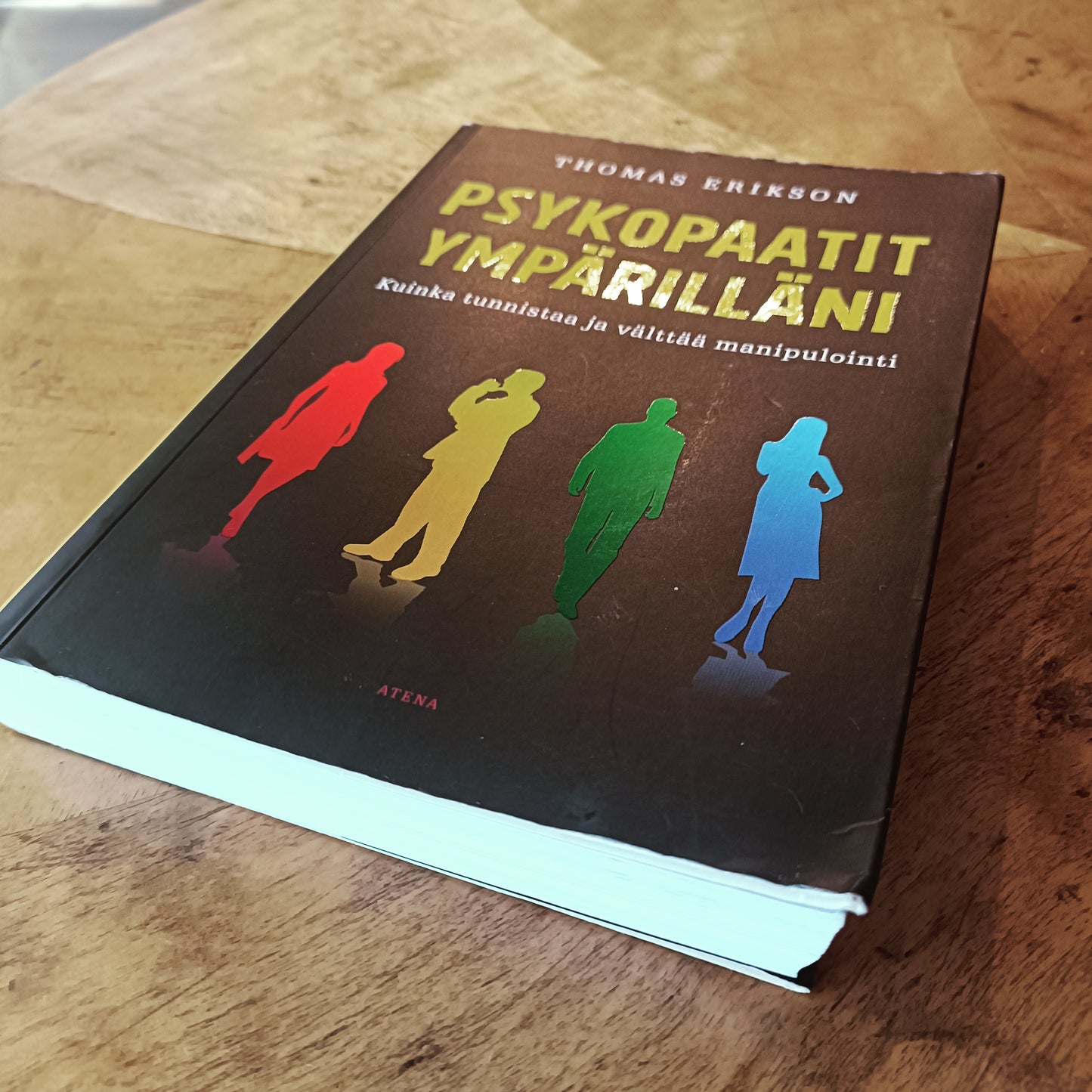 Psykopaatit ympärilläni