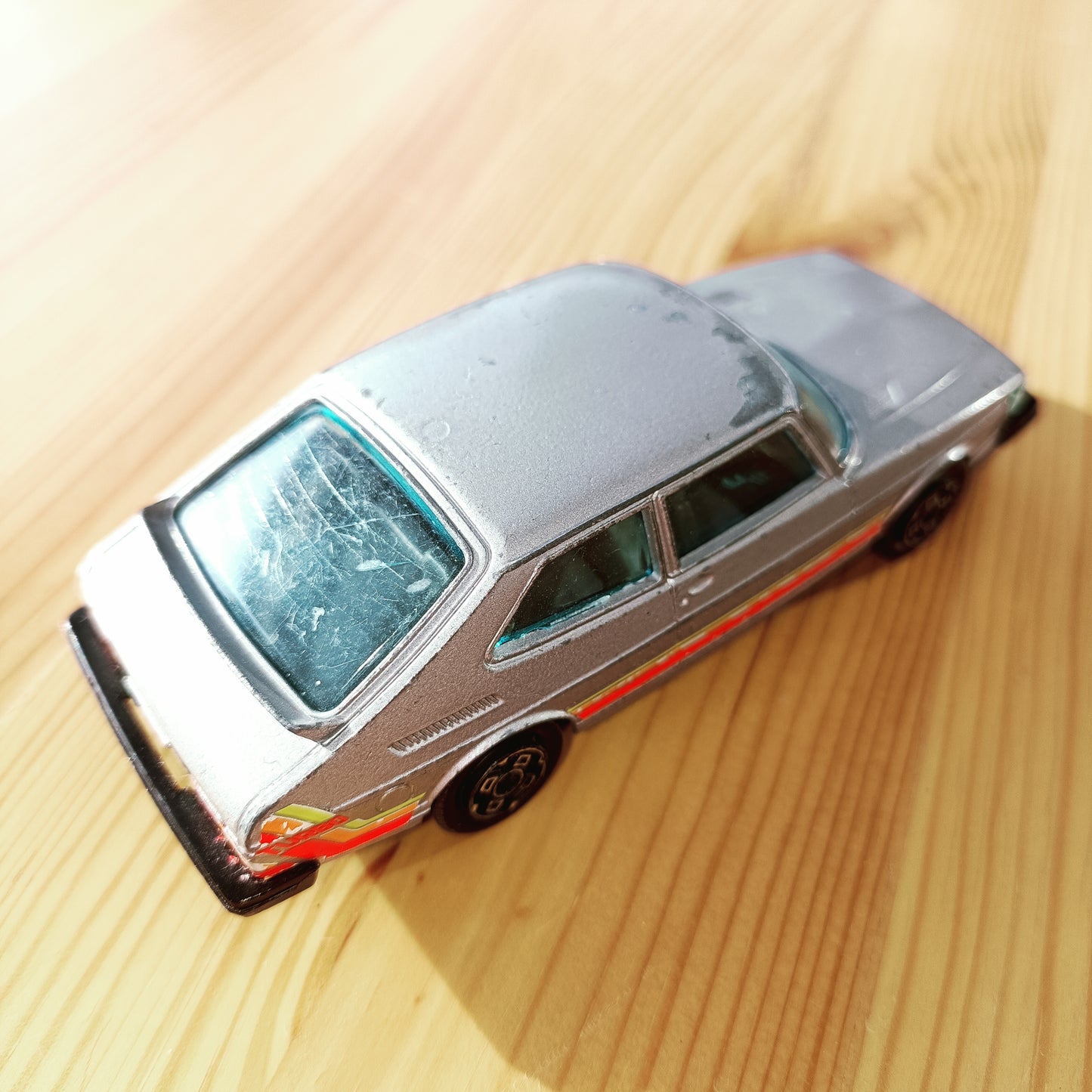 Bburago Saab 900 Turbo 1/43