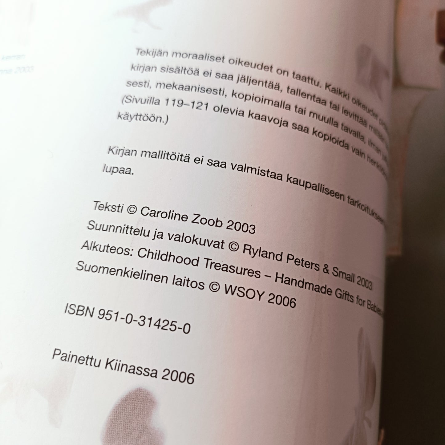 Lapsuusajan aarteet - itsetehtyjä leluja ja lahjoja