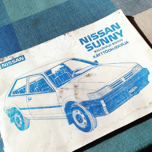 Nissan Sunny mallisarja B12/N13 käyttöohjekirja