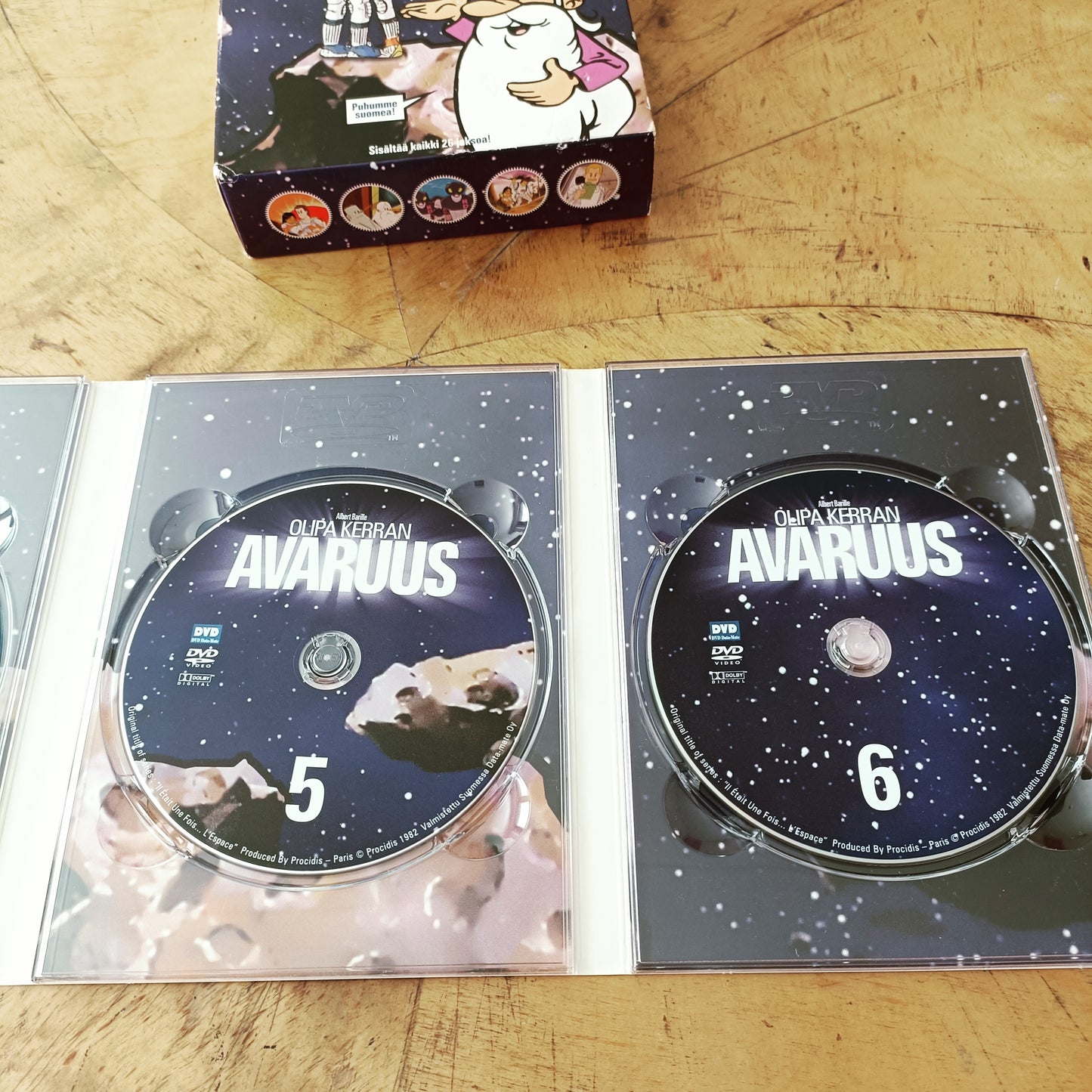 Olipa kerran avaruus - 6DVD