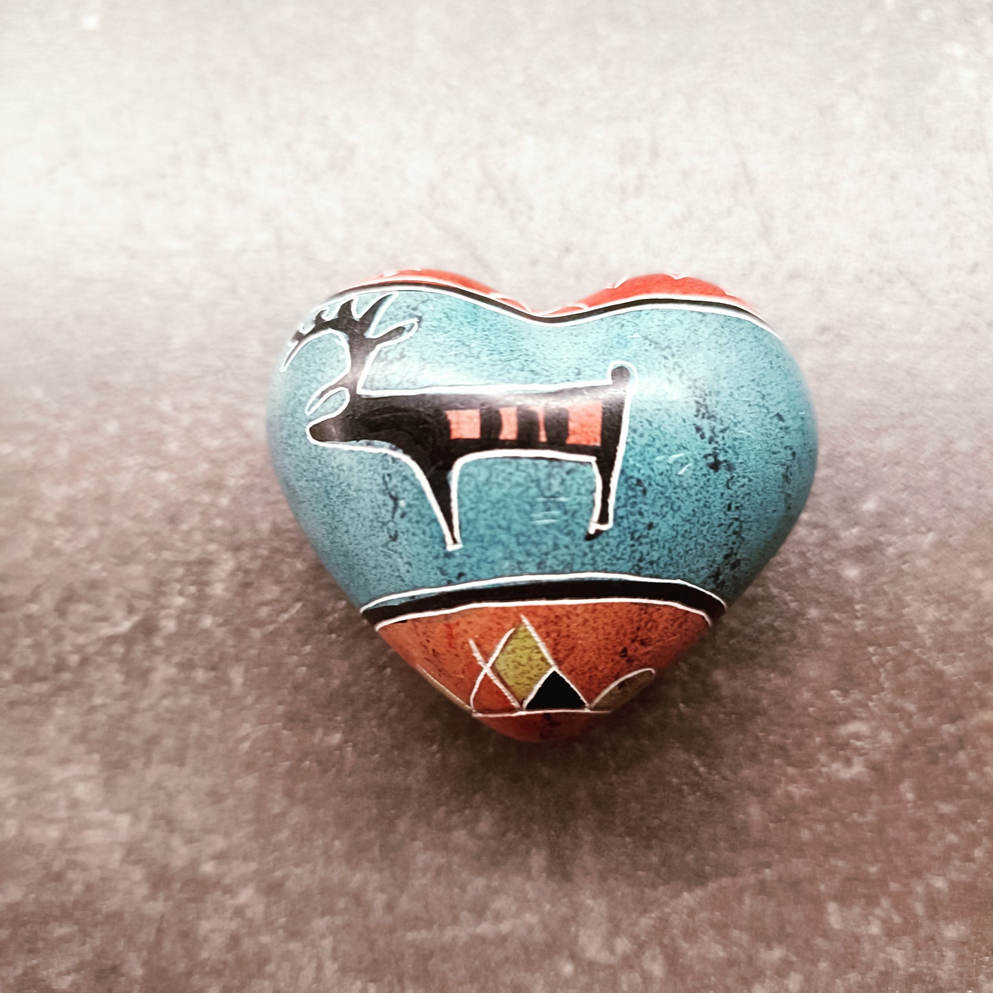 Turkoosi sydänkivi - Voimakivi - Poro