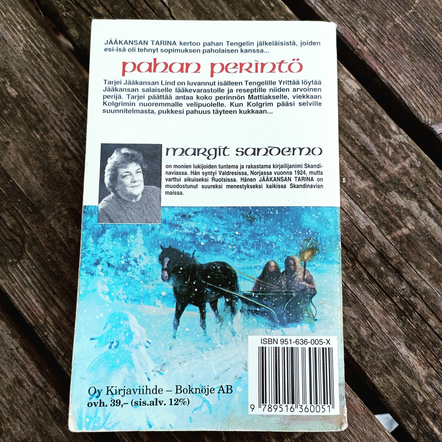 Jääkansan tarina 6 - Pahan perintö - Margit Sandemo