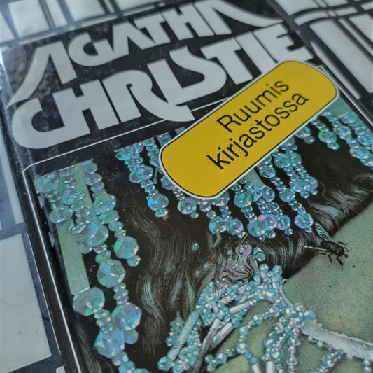 Ruumis kirjastossa - Agatha Christie