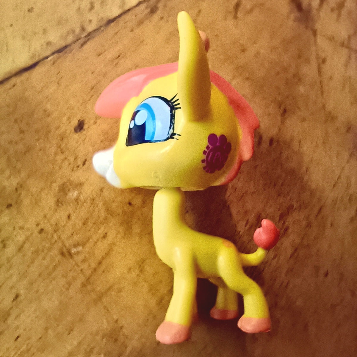 Littlest Pet Shop Kirahvi #3812