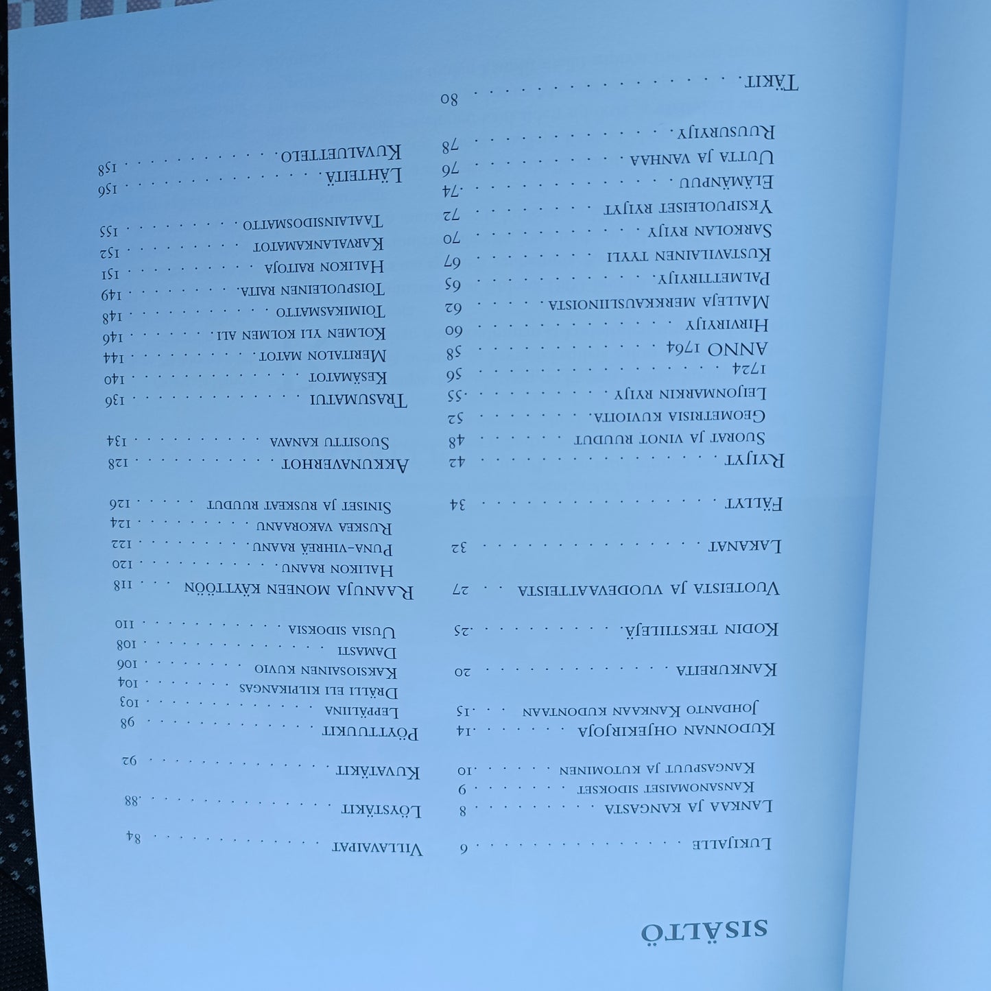 Ryijystä räsymattoon - Perinnekäsitöitä sisustajille