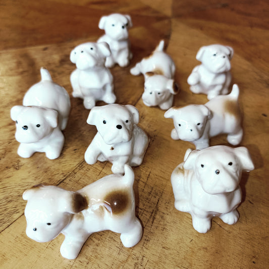 Pienet posliinkoirat